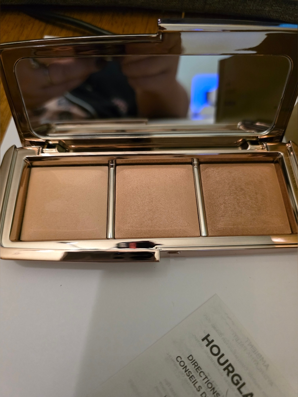 HOURGLASS AMBIENT LIGHTING PALETTE VOL. II - Picture 4 of 7